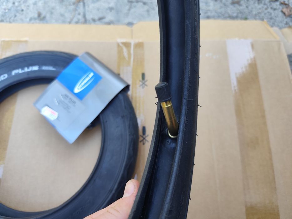 Nowy komplet 2szt opon Schwalbe Kid Plus 12x1,75