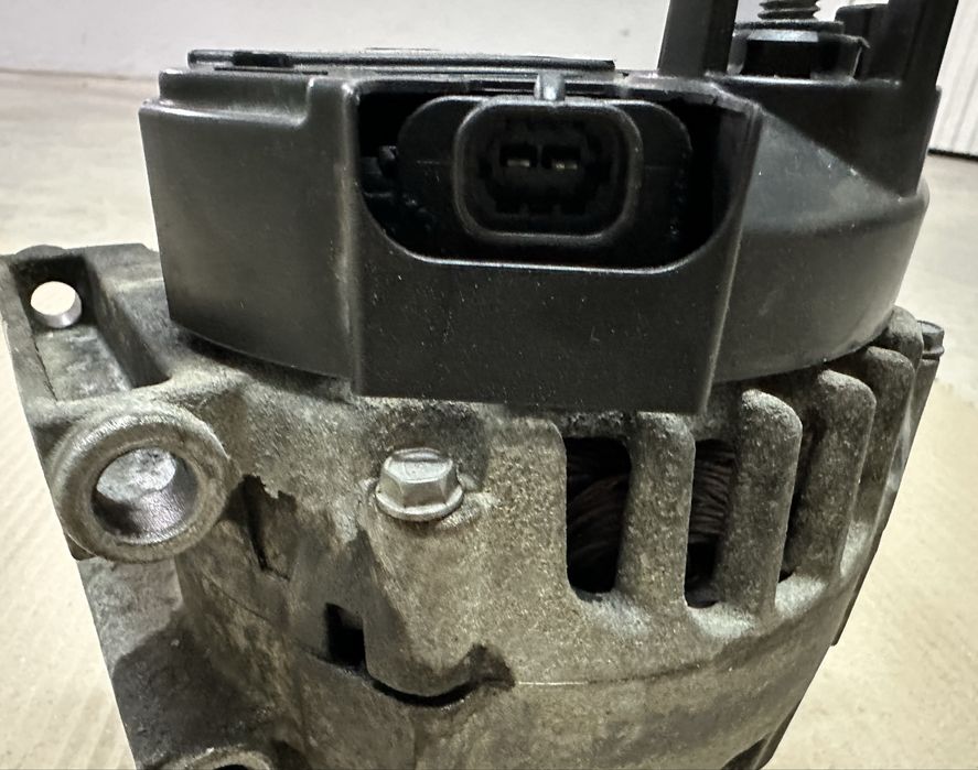 Alternador para Opel Astra J e Corsa D com motor 1.3 CDTI