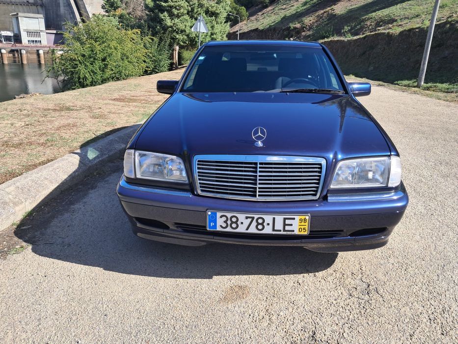 Mercedes-Benz 180