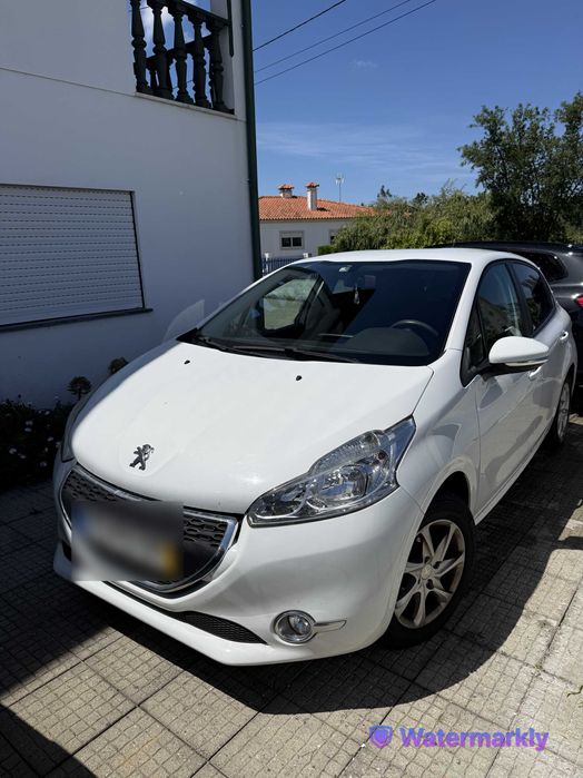 Peugeot 208 1.4 HDi Active (2015)