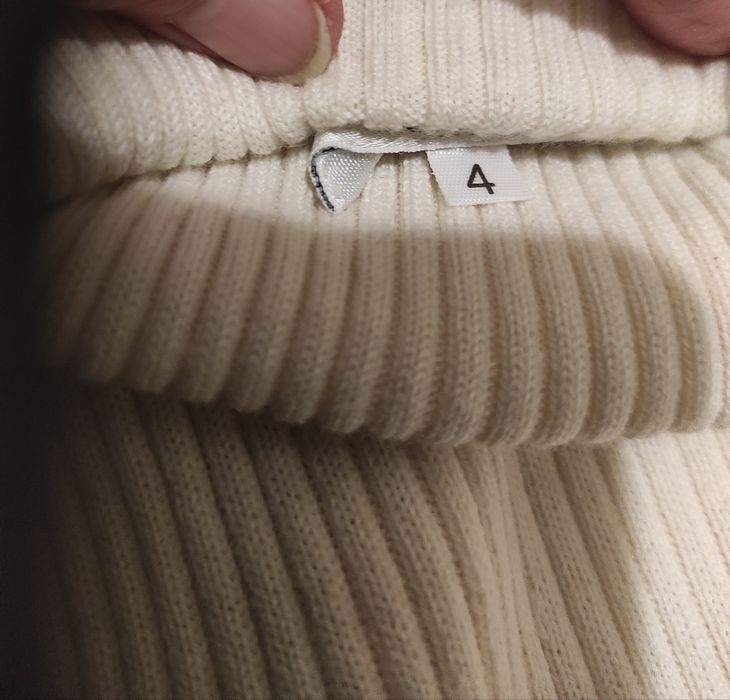 Sweter damski golf 50%Wool rozmiar S