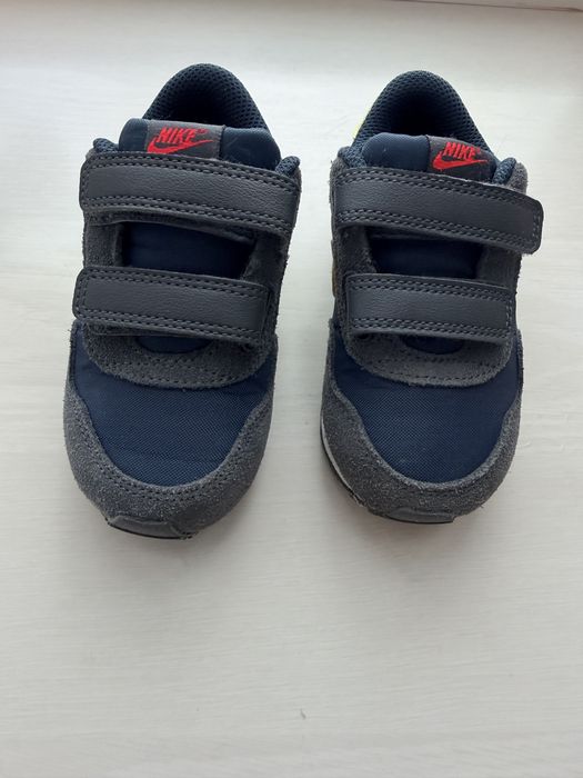 кросівки Nike 23,5 р