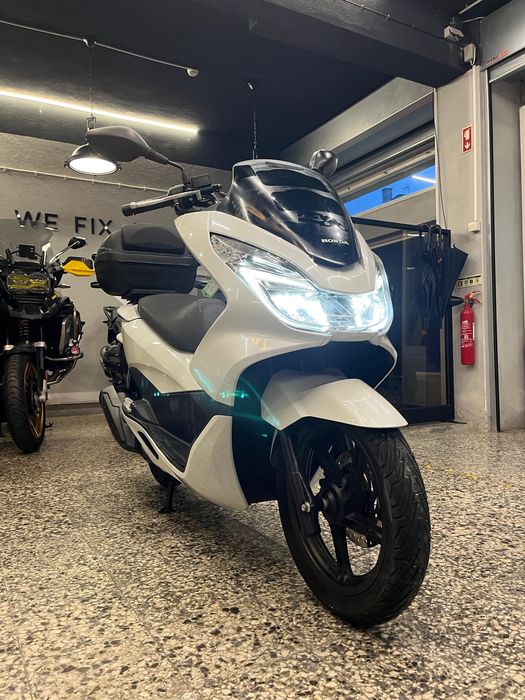 Honda PCX em Óptimo estado com 30486 Kms