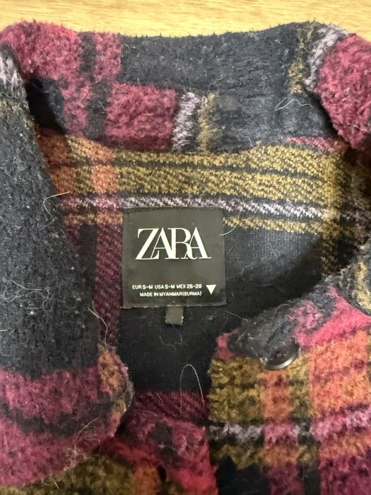 Картата куртка Zara
