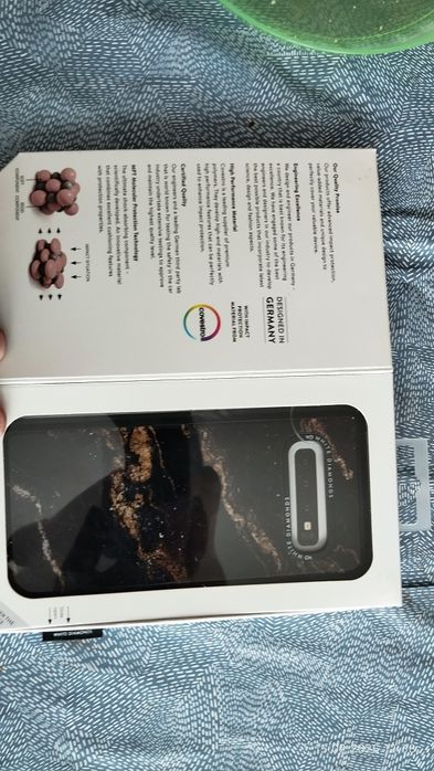 Pokrowiec galaxy s10+