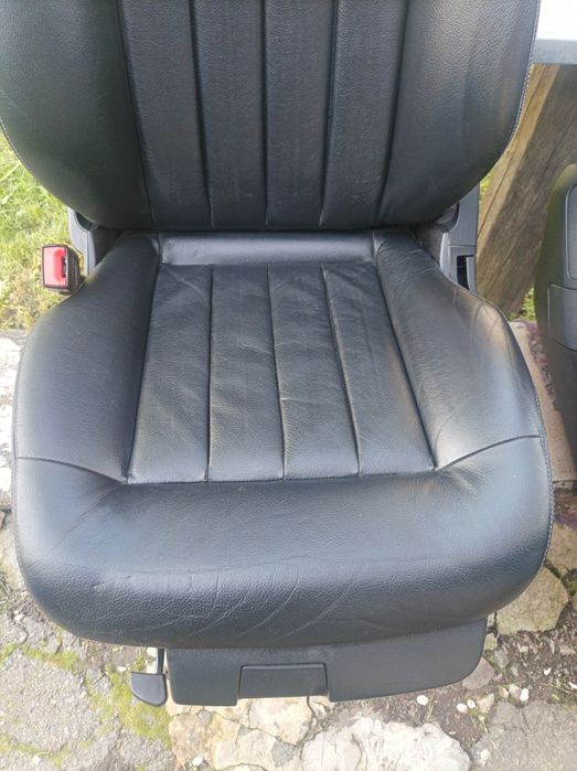 Кожаный салон на Мерседес w212 седан