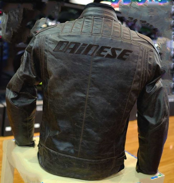 Мото куртка Dainese М кожаная новая
