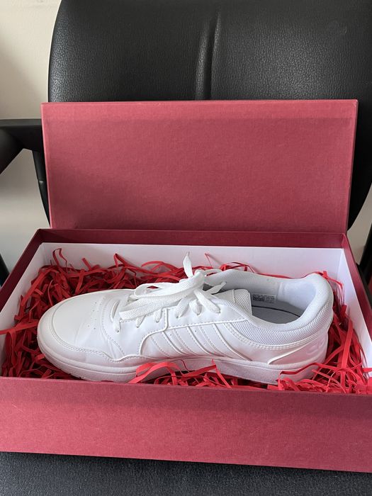 Кросівки adidas 43 розмір