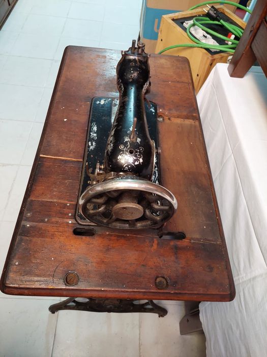 Máquina costura Singer