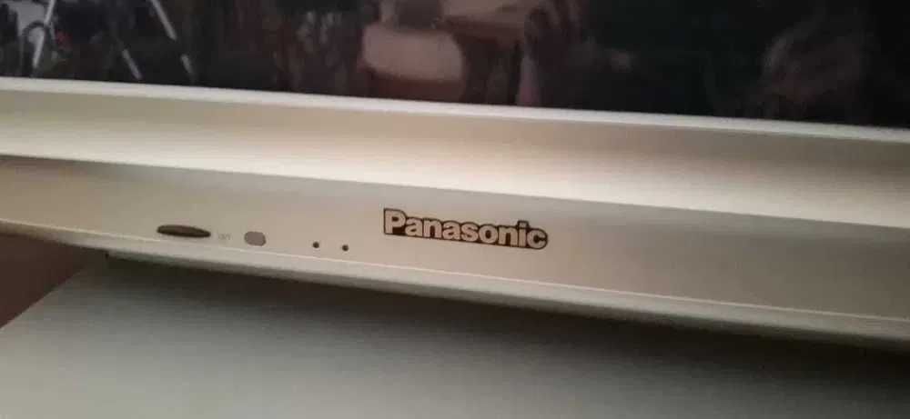 telewizor Panasonic TX-P42C10ES o przekątnej 42 cale