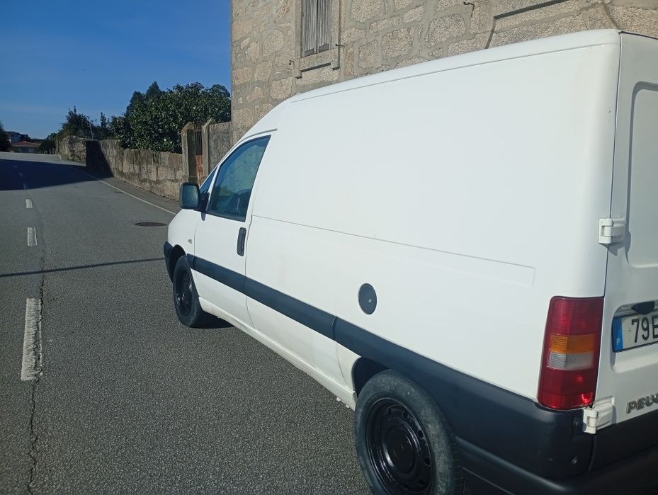 Peugeot expert 2.0hdi poucos km