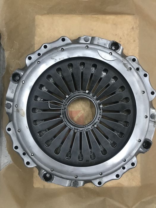 Сцепление ЯМЗ, МАЗ, Краз, Т-150 корзина, диск нажимной