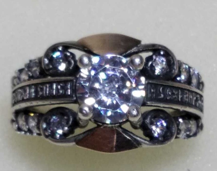 Кольцо серебряное с золотом и цирконом