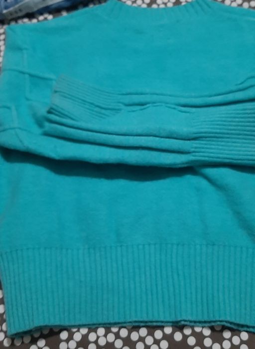 Camisola em malha . Tamanho M. Marca Ferrache