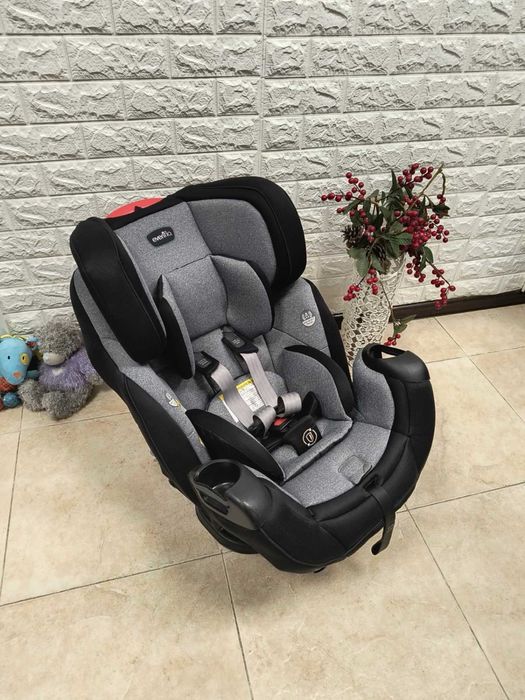 Автокрісло Evenflo Symphony Група 0+/1/2/3 (1.8-45 кг) автокресло