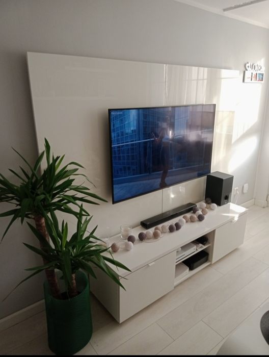 Uslugi.Złota rączka. Malarz.Malowanie.Majster. Remont. Składanie mebli