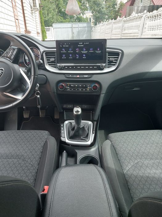 Кia Ceed 2021 рік 1.6 Дизель + Гібрид ( MHEV )
