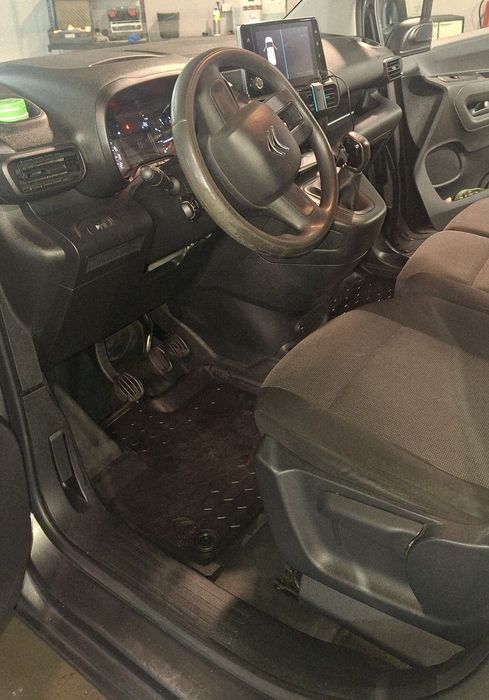 Citroën Berlingo 1.5 BlueHdi - 3 Lugares - IVA DESUTÍVEL