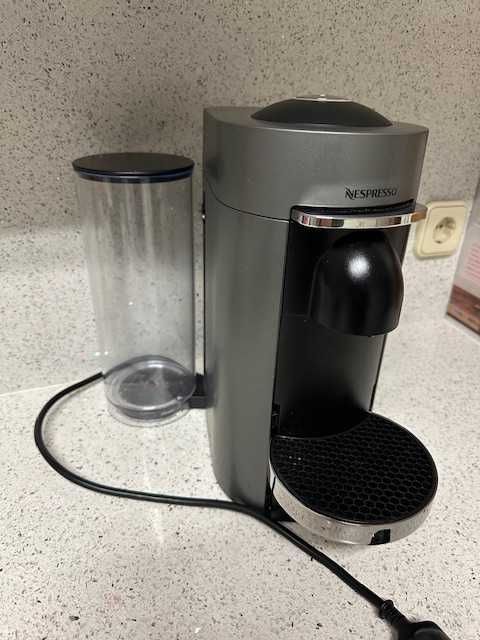Máquina de café Nespresso Vertuo