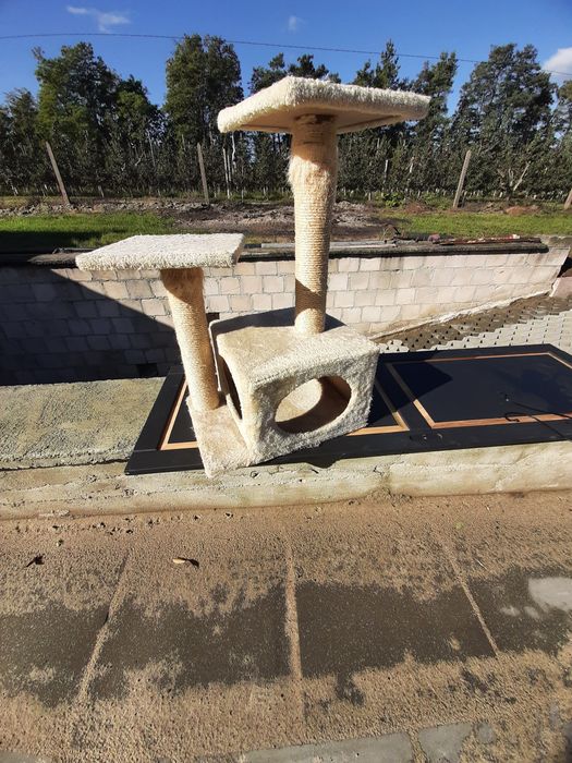 Drapak domek dla kotka