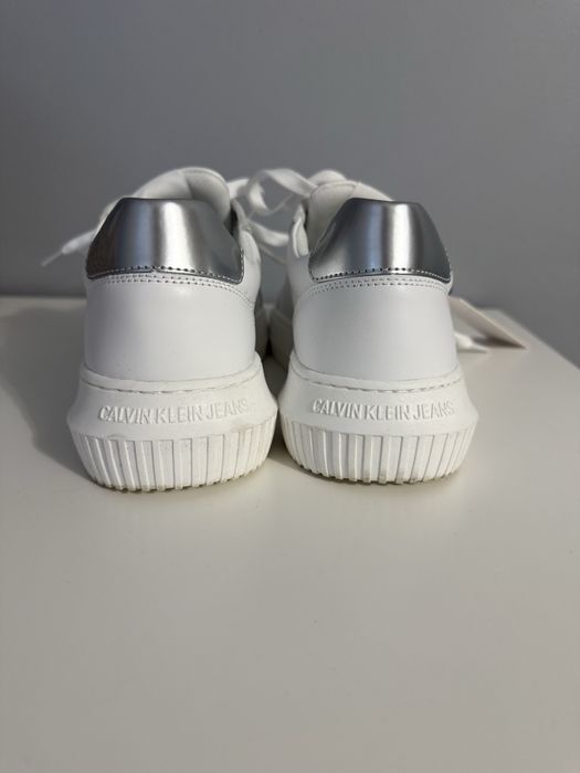 Sneakersy Calvin Klein 38