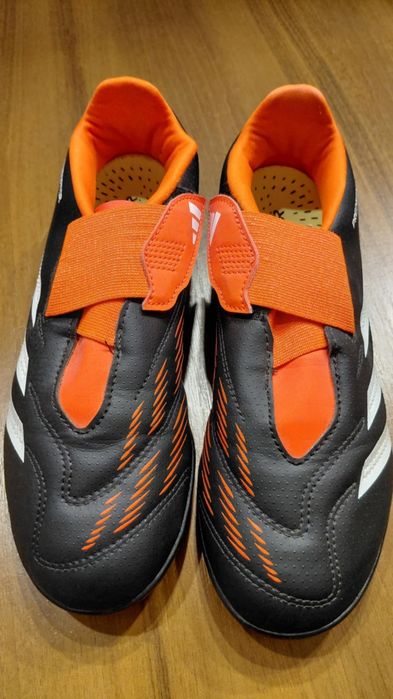 Halówki Adidas Predator 36