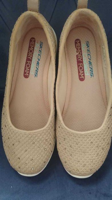 Сліпони Skechers зі стразами р.36