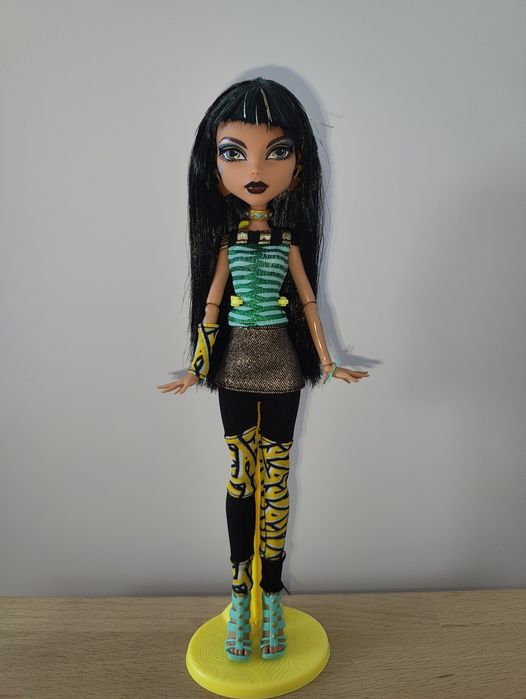 Лялька Monster High Клео де Ніл School’s Out g1, монстер хай г1