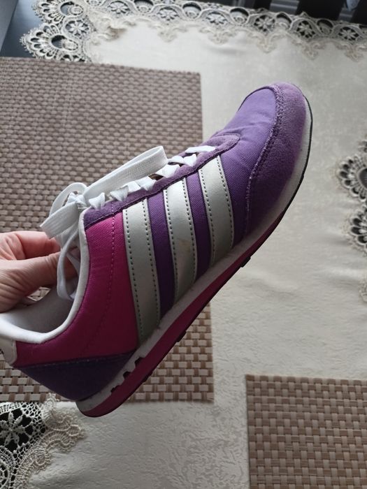 Buty damskie Adidas Neo Label rozm.37/ jedna trzecia