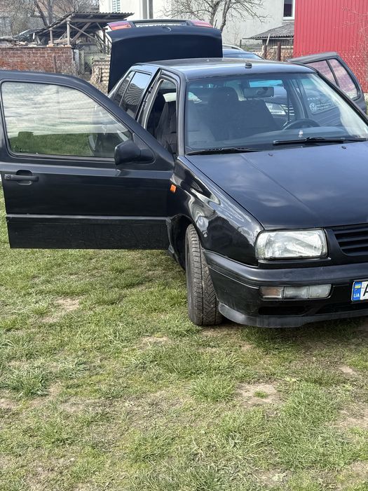 Продам VW Vento 1.9 TDI (90 к.с.) — обслужена, економна, з ГУРом!
