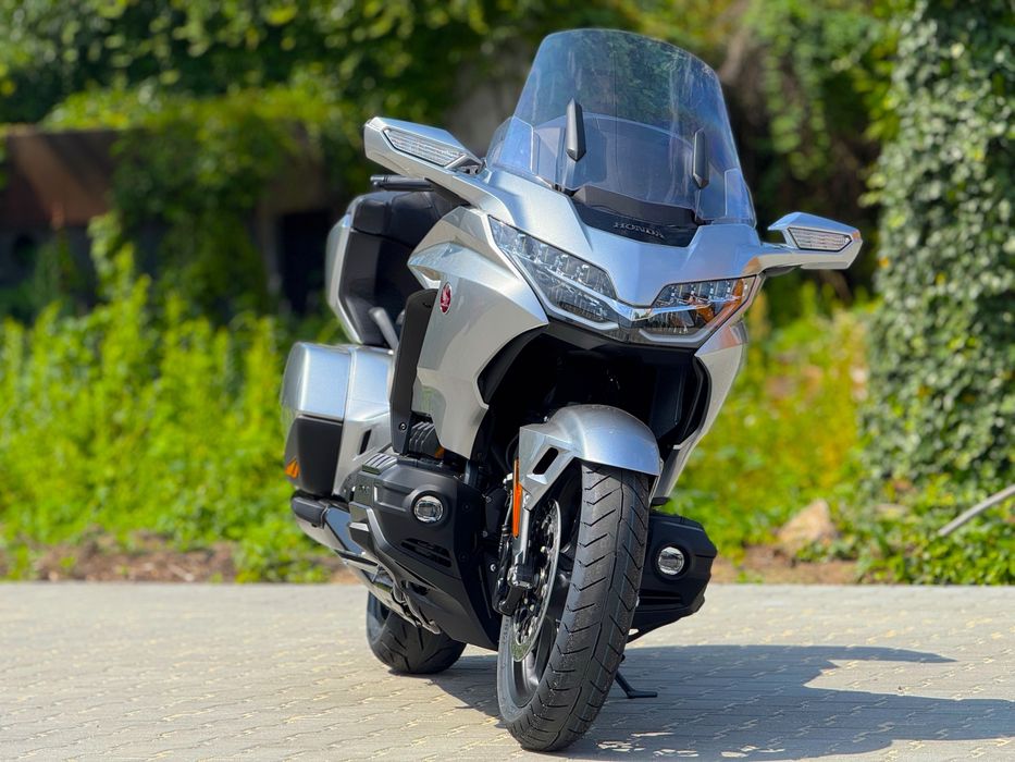 Honda GoldWing 1800 DCT [2025] - Wypożyczalnia Motocykli Warszawa | Rent Motorcycle Warsaw
