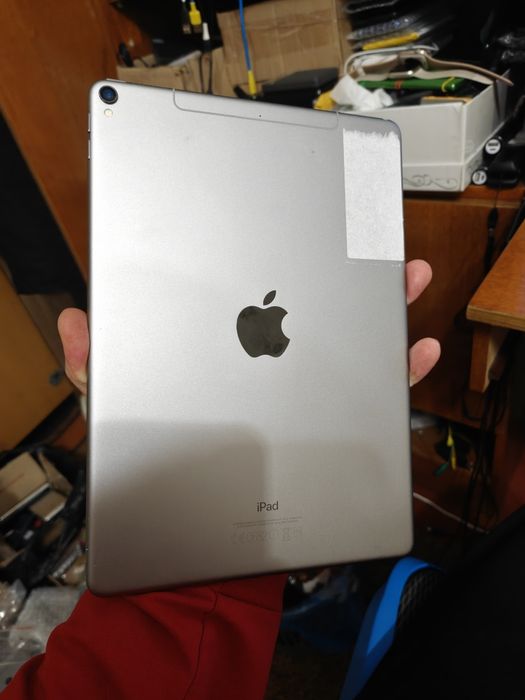 Ipad pro 10.5 256 gb акум 98% рідний