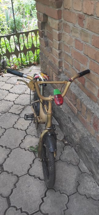 Продам велосипед 5-8 років