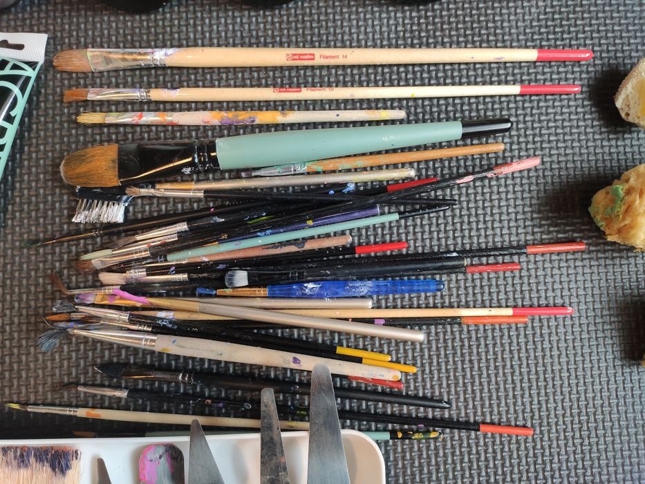 Zestaw do malowania- dla początkującego malarza. Płótno, farby, pędzle