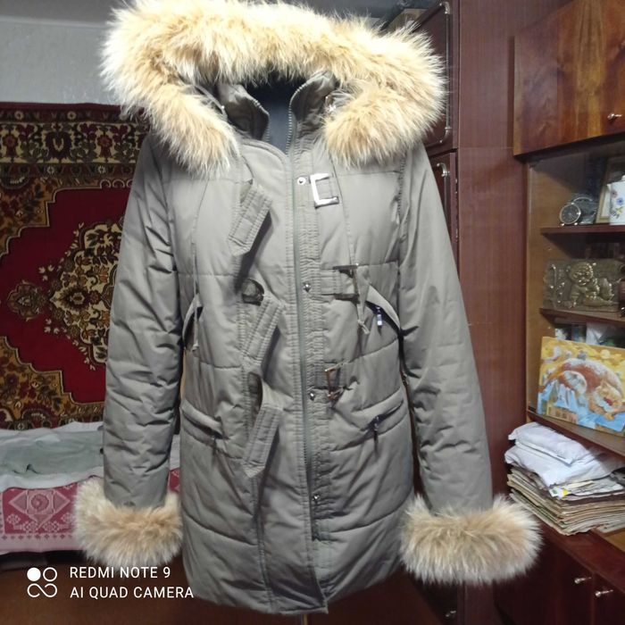 Куртка на девушку,длинная,зима-осень