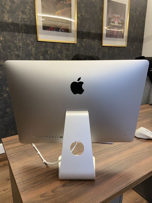 iMac 21,5” Retina 4K (2019) –Teclado + Rato Apple