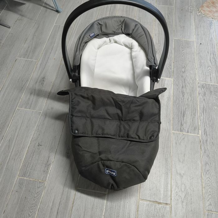 Carrinho bebé três pecas