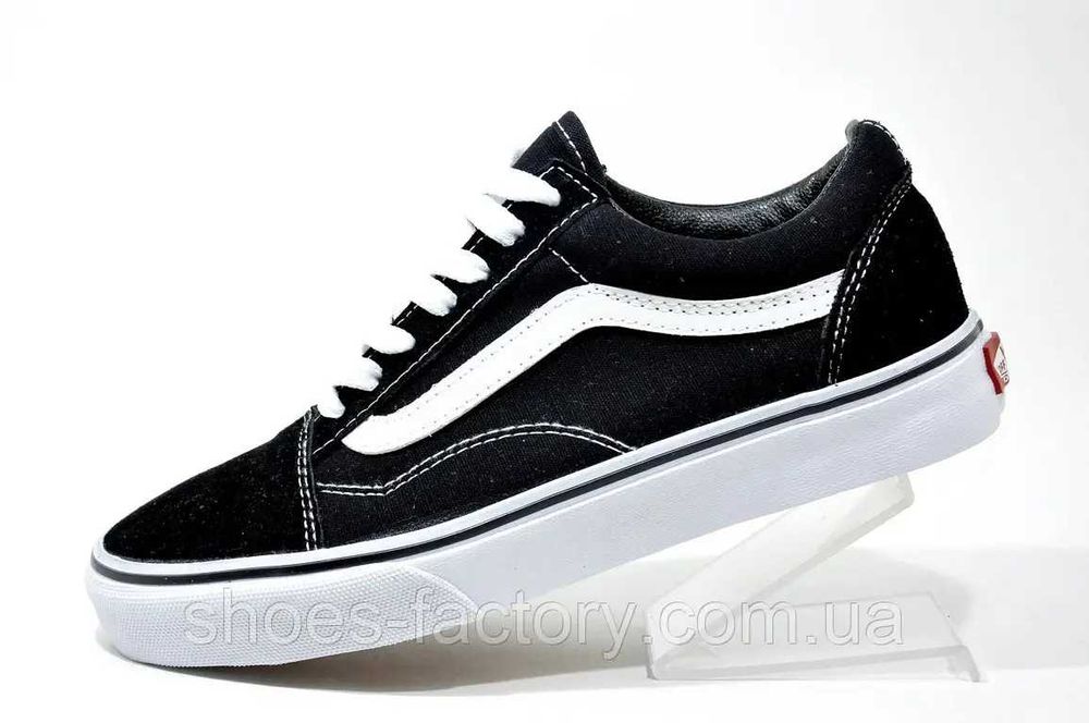 Кросівки унісекс Vans Old Skool Black/White код 3490129
