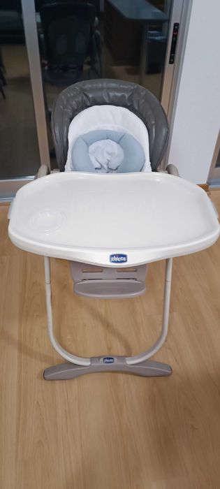 Cadeira da Papa Chico Polly Graphite em Pele Vegan