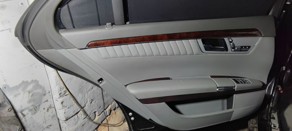 Карта двері W221 S600L