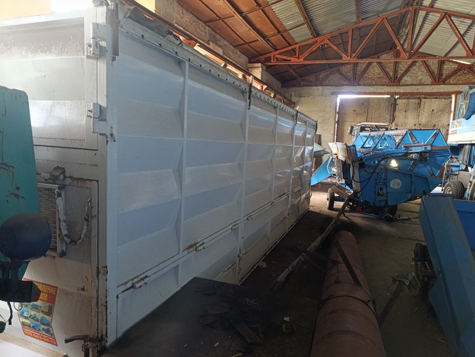 Прицеп Контейнеровоз Krone + Кузов зерновоз на авто