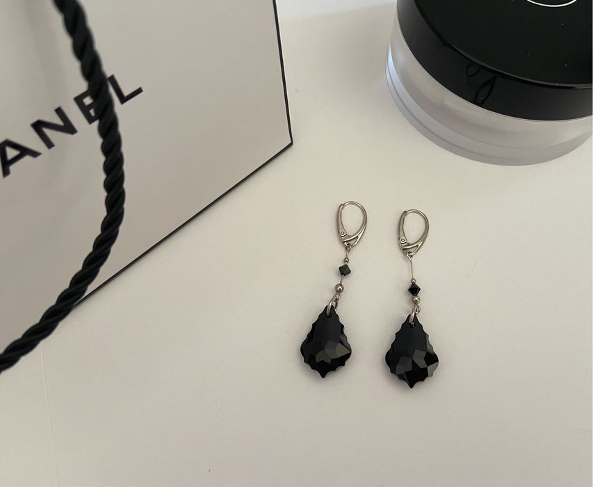Srebrne kolczyki Swarovski z czarnym kryształem