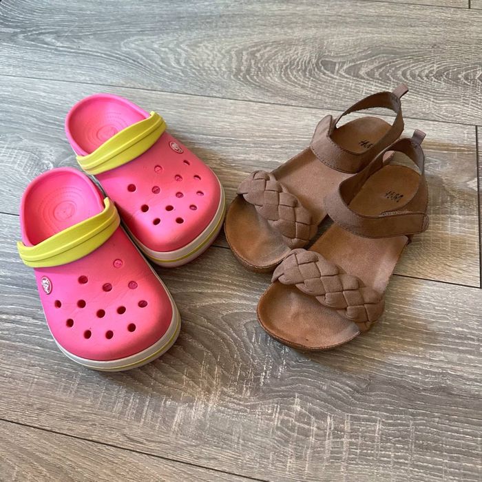 Літнє взуття для дівчинки crocs h&m
