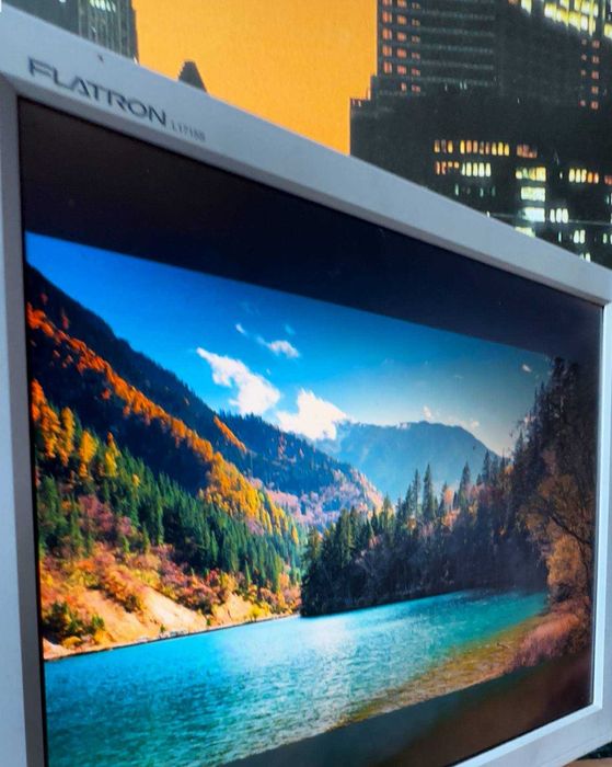 LCD-монітор LG Flatron L1715s TFT LCD 1280×1024 (5:4) 17дюймів вживаний робочий