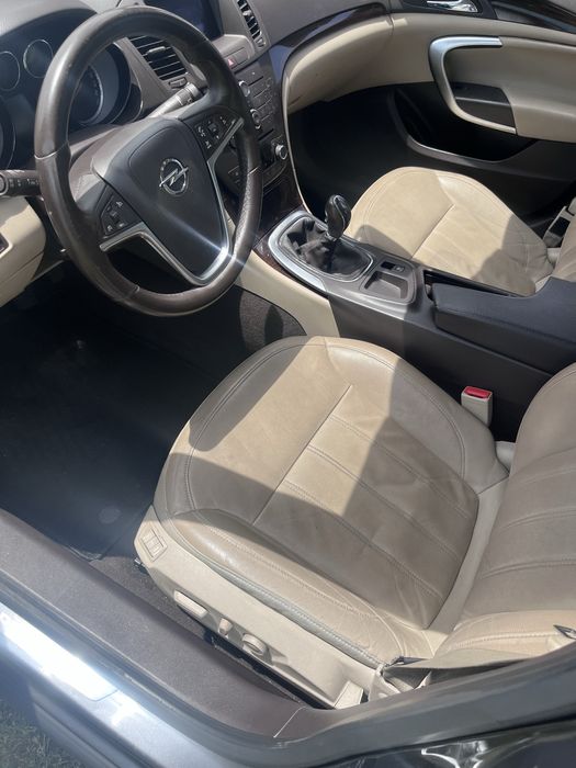 Opel insignia em bom estado