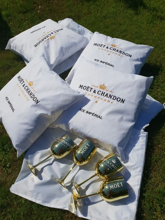 Oryginalne poduszki Moet & Chandon wyszywane ORYGINALNE jacht