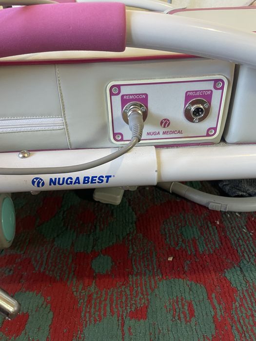 Масажне ліжко Nuga best 4000