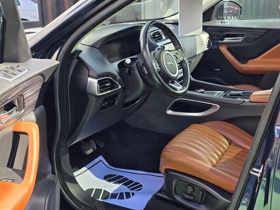 Jaguar F pace 3.0
