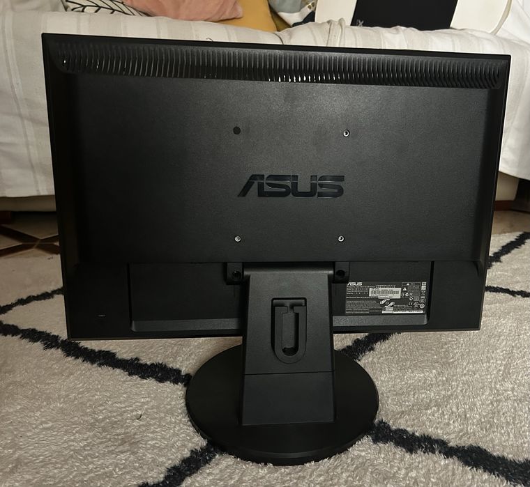 Monitor ASUS VW195S 19”