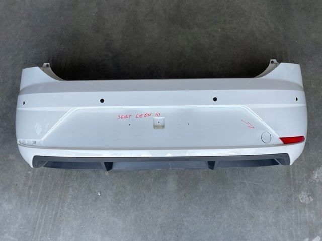 SEAT LEON III 3 5F0807421 ZDERZAK TYLNY TYŁ 4 PDC